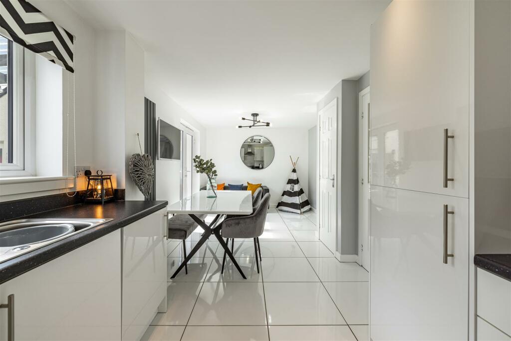 43 Knoll Park Galashiels 25.JPG