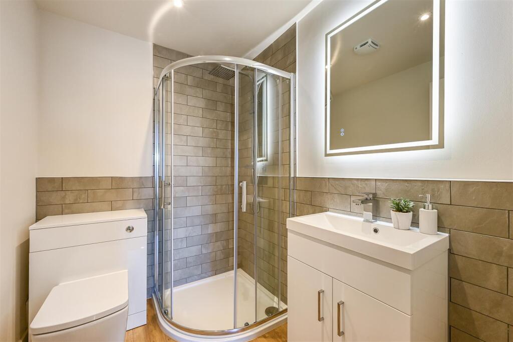 Ensuite