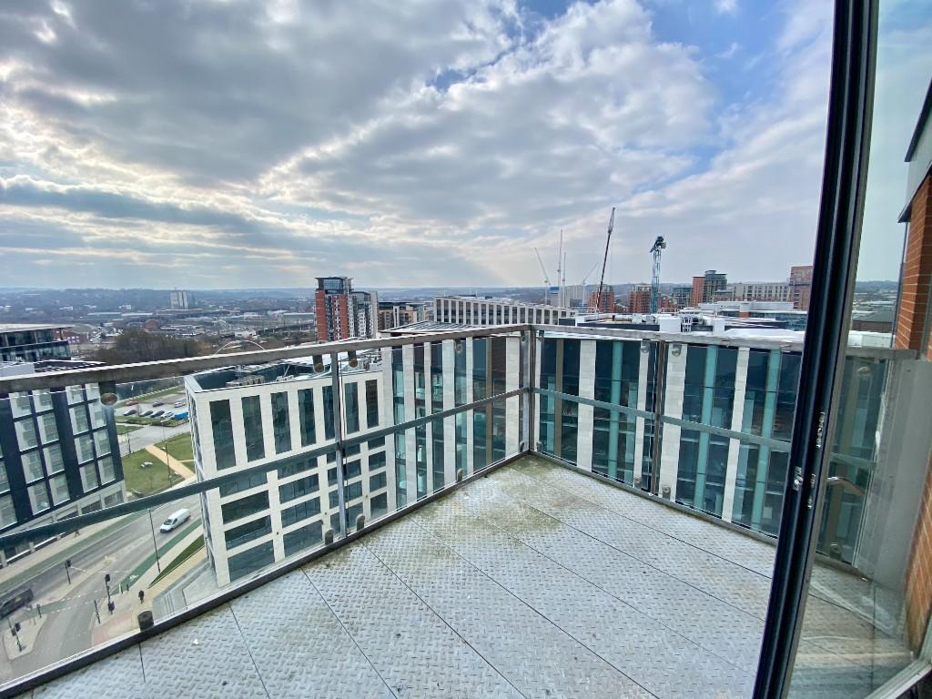 SOUTH FACING BALCONY