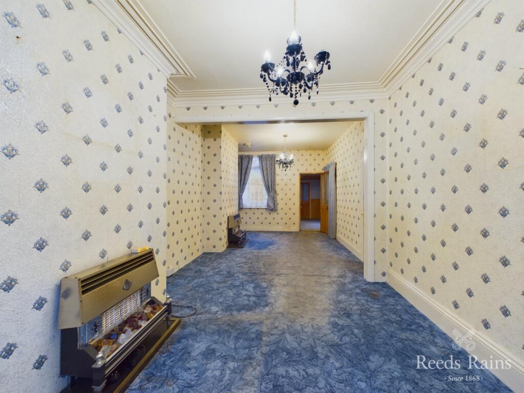 Sitting/Dining Room