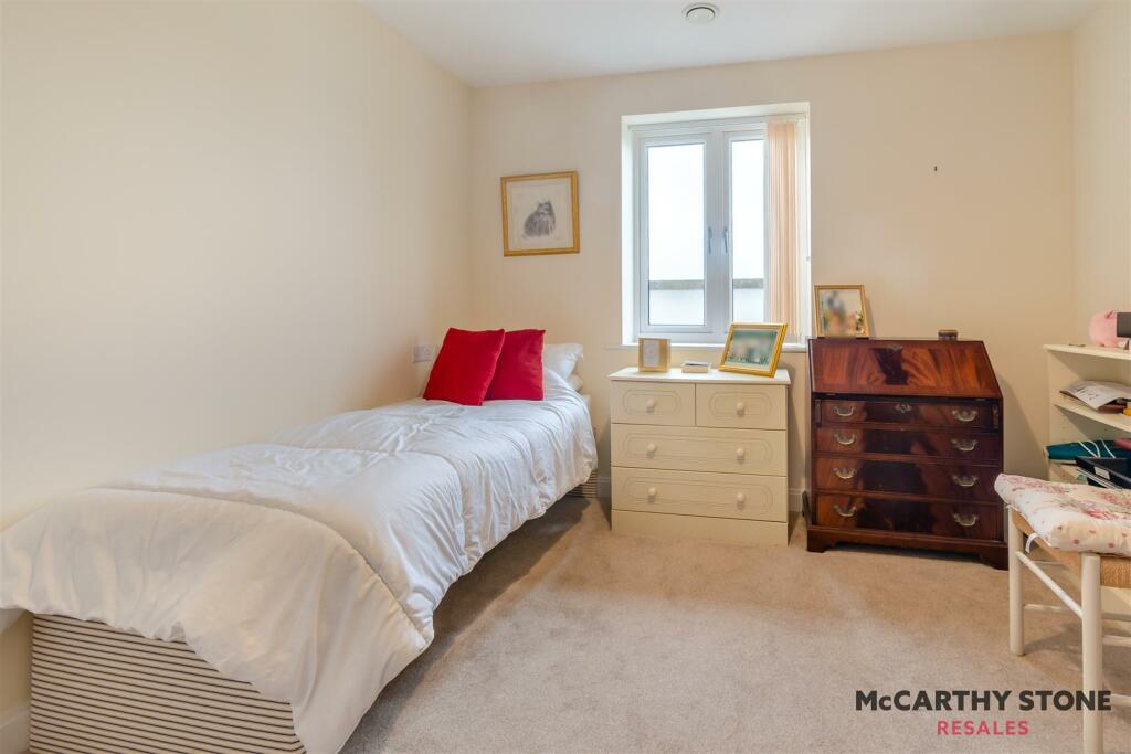 8618876-interior11.jpg