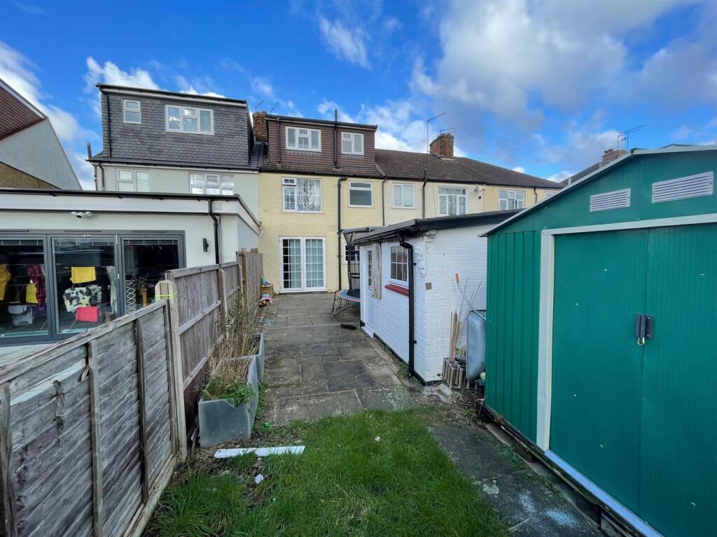 17 Laurel Ave Rear View.jpg