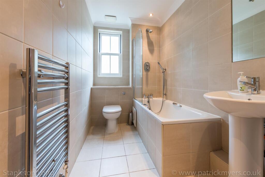 4 Pagoda Grove-3.jpg