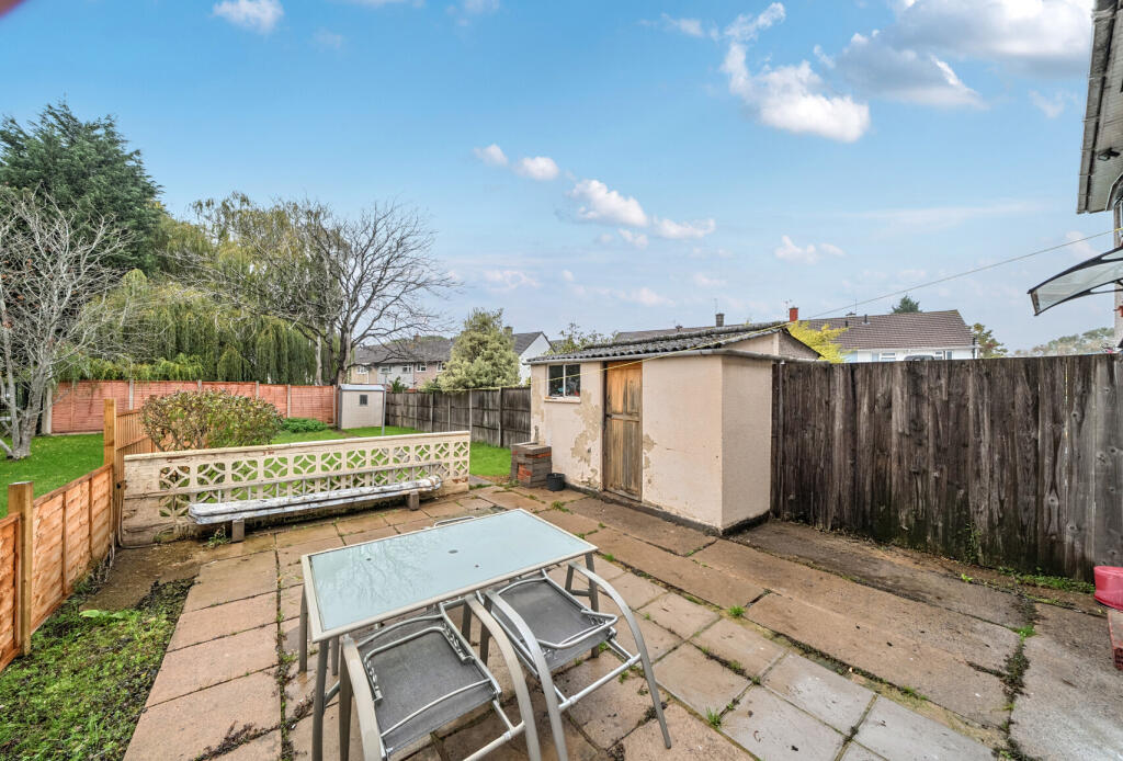 1369112-4-68f7768...