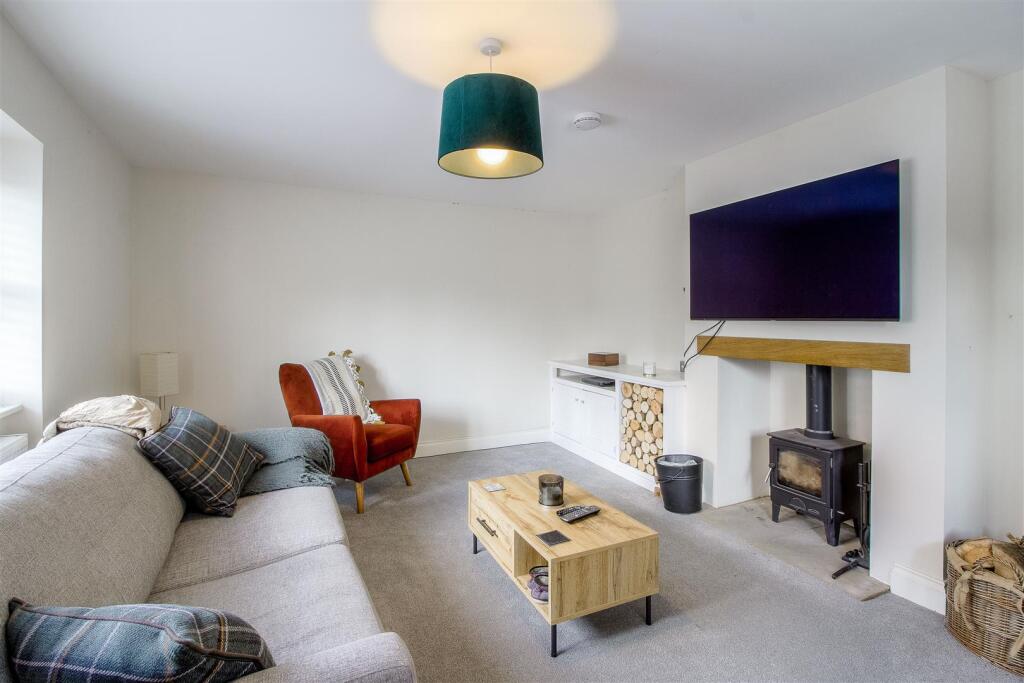 Manor Yard living.jpg