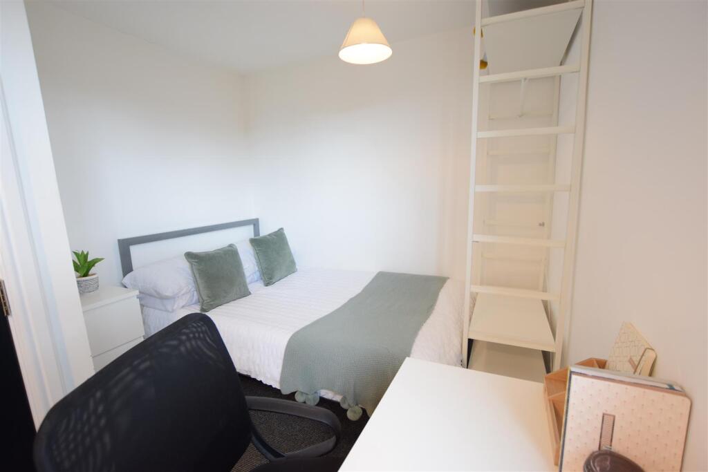 Room 5