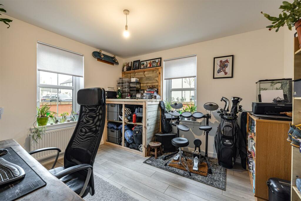 58 Knoll Park Drive Galashiels 08.JPG