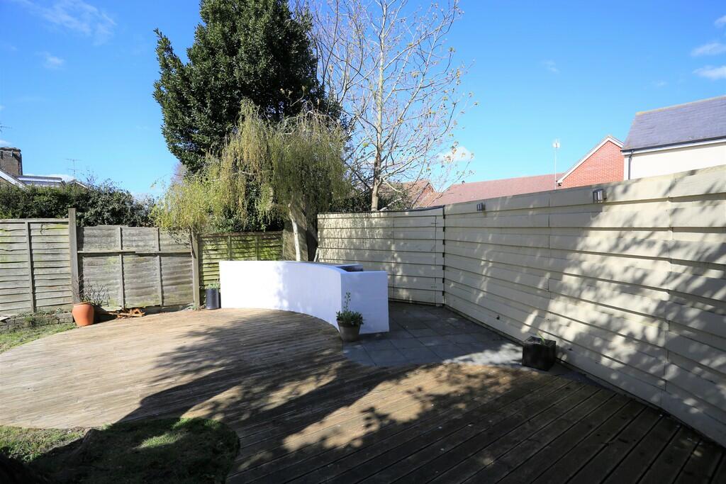 Barbeque and deck...