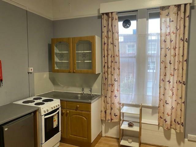 Kitchen3.jpg