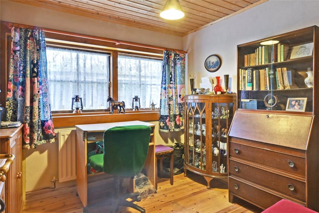 Cabin - Study
