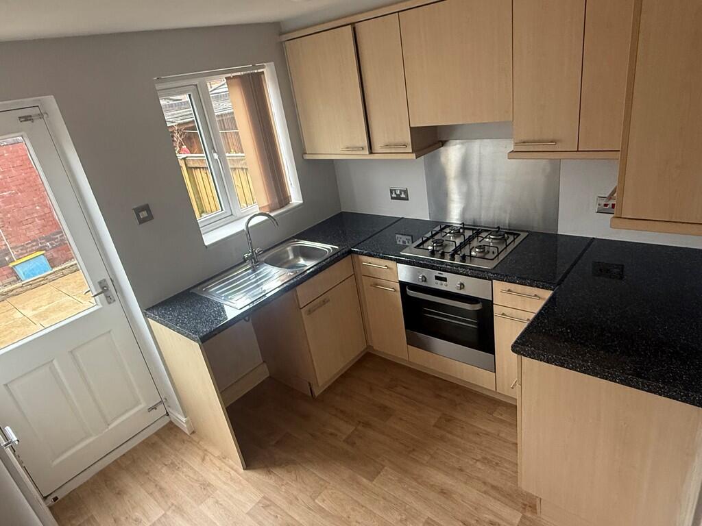 KITCHEN 1