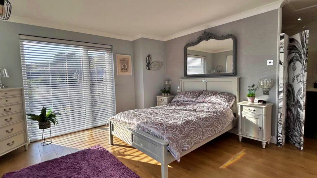 Master Suite 1.2.jpg