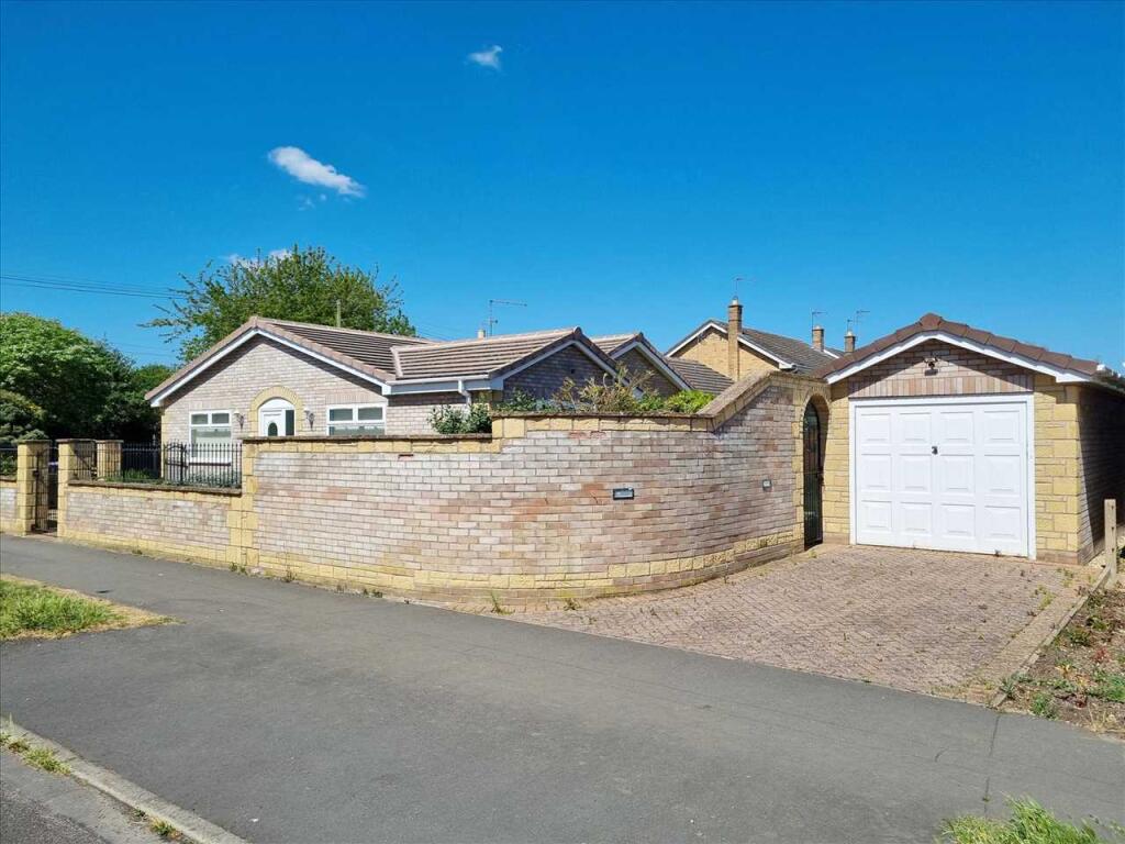 Garage &amp; Parking