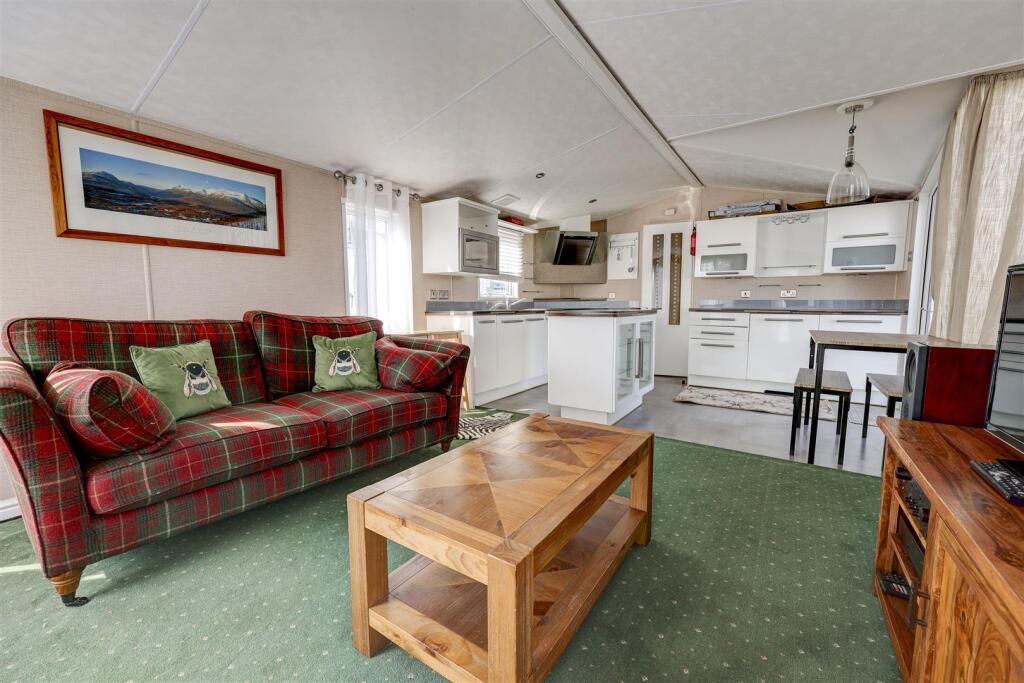 Lounge Kitchen Diner