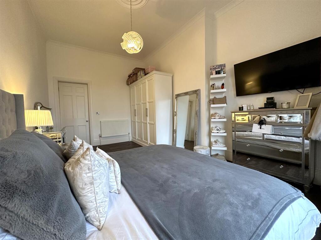 Third Bedroom 557