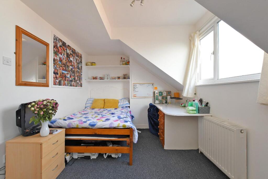 Bedroom 5