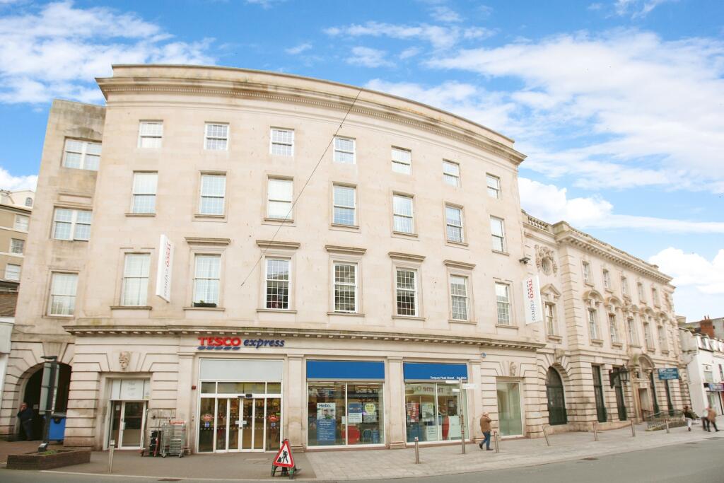 Fleet Steet, Torquay, TQ1