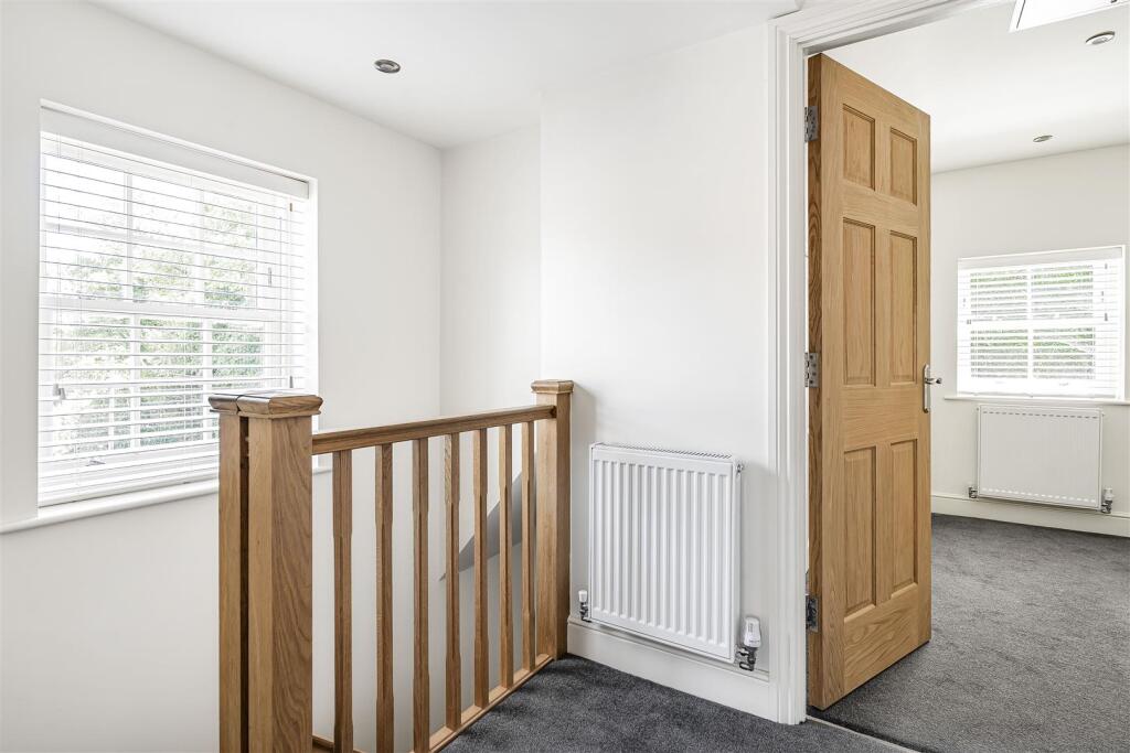 3 Chantry Lane, Towcester (8).JPG