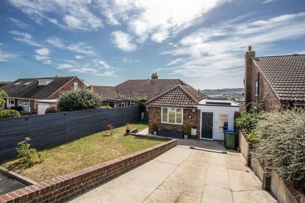 31 Claremont Road-1.jpg