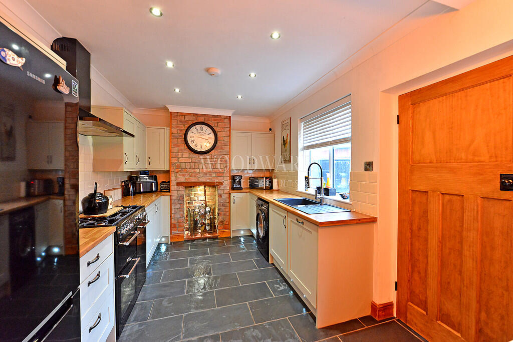 Kitchen/Dining Ro...