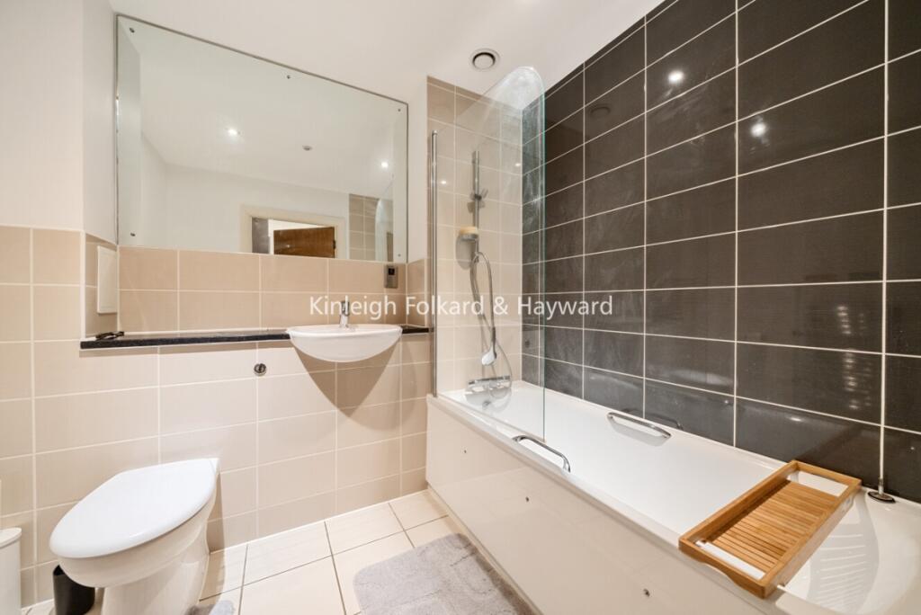 078720e8-b0d2-4f6d-9