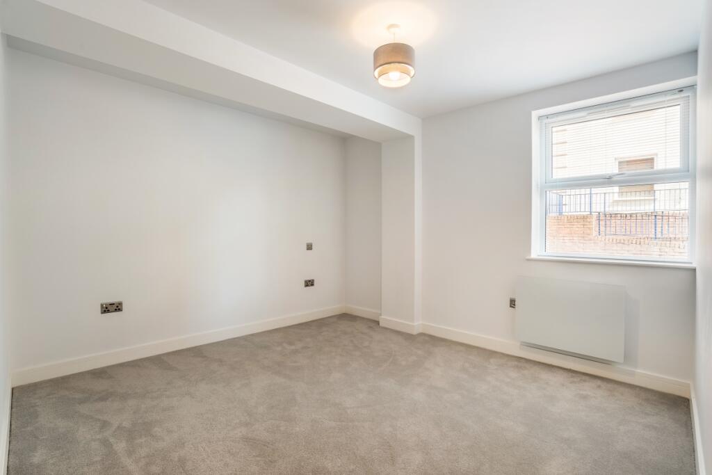 FLATS B Warwick H...