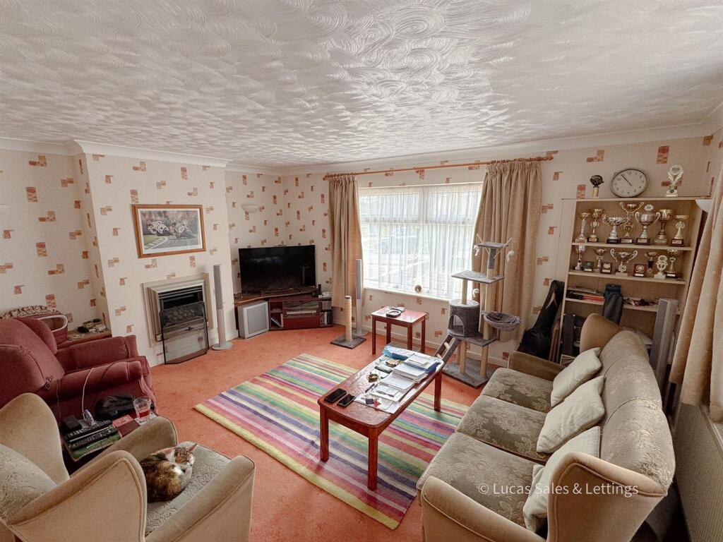 29 Ledbury Rd BS-08.jpg