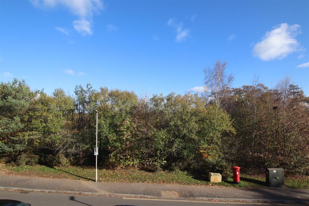 Outlook from Bedroom 1.JPG