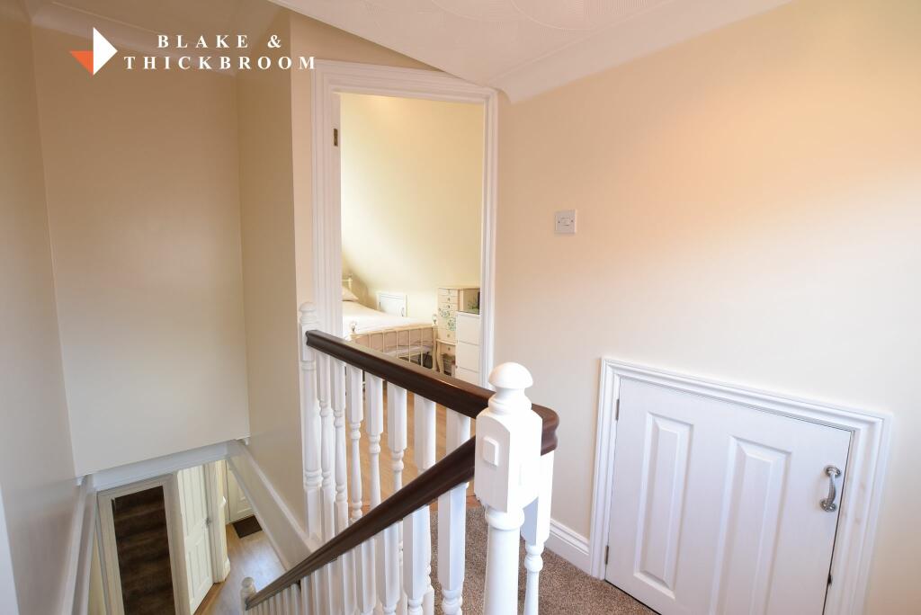 FIRST FLOOR  LANDING