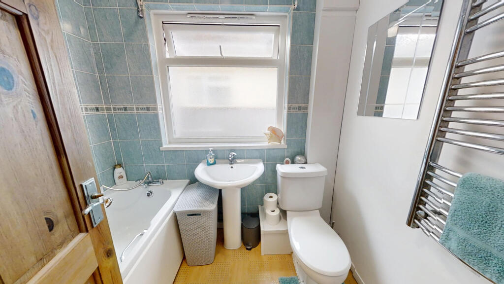 Westcliff-Road-Portland-Dorset-UK--11122025_150112