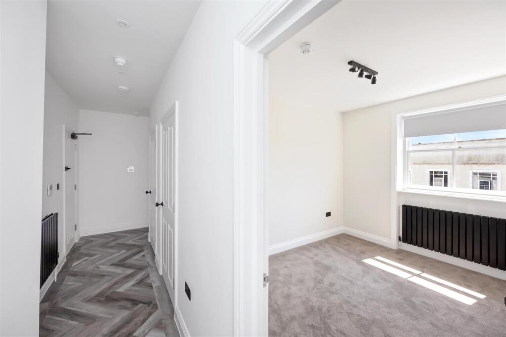 Lansdowne Place, 59, Flat 3-009.jpg