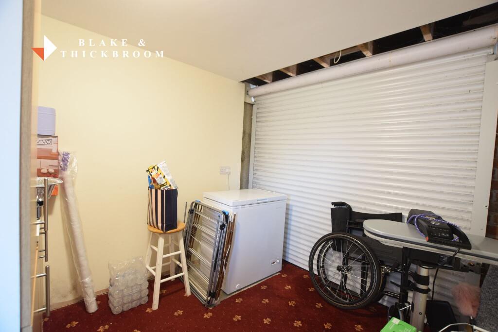 GARAGE