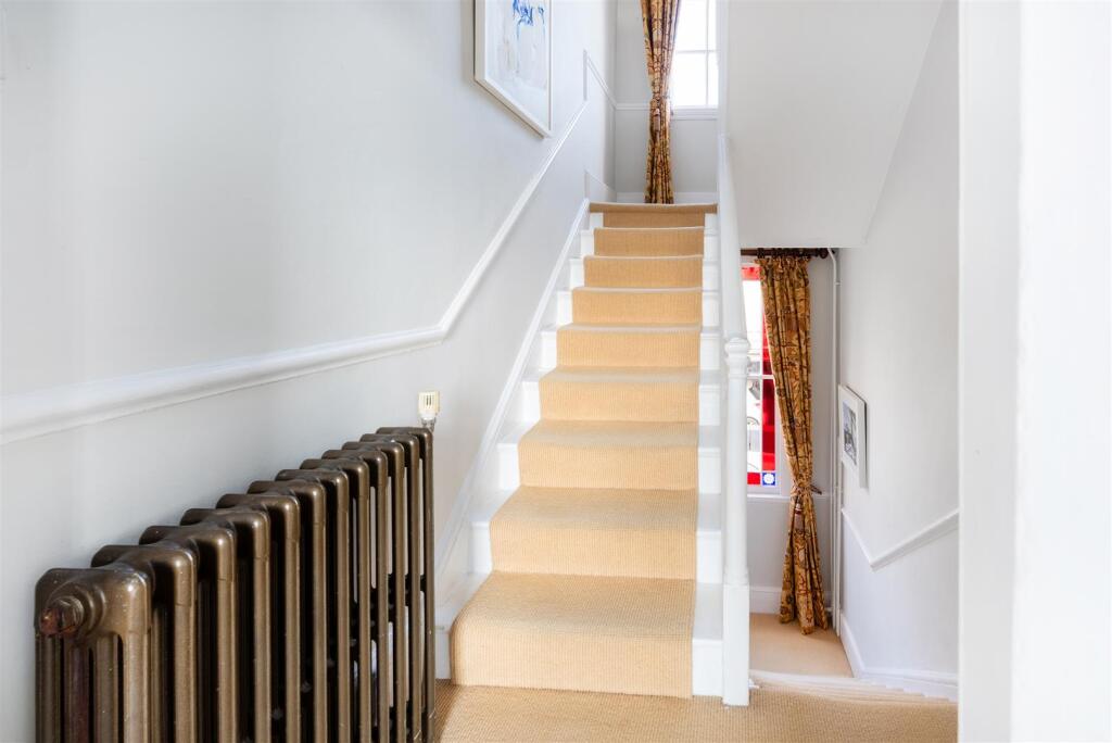 9 Chatham Row, Bath BA1 5BS-11.jpg