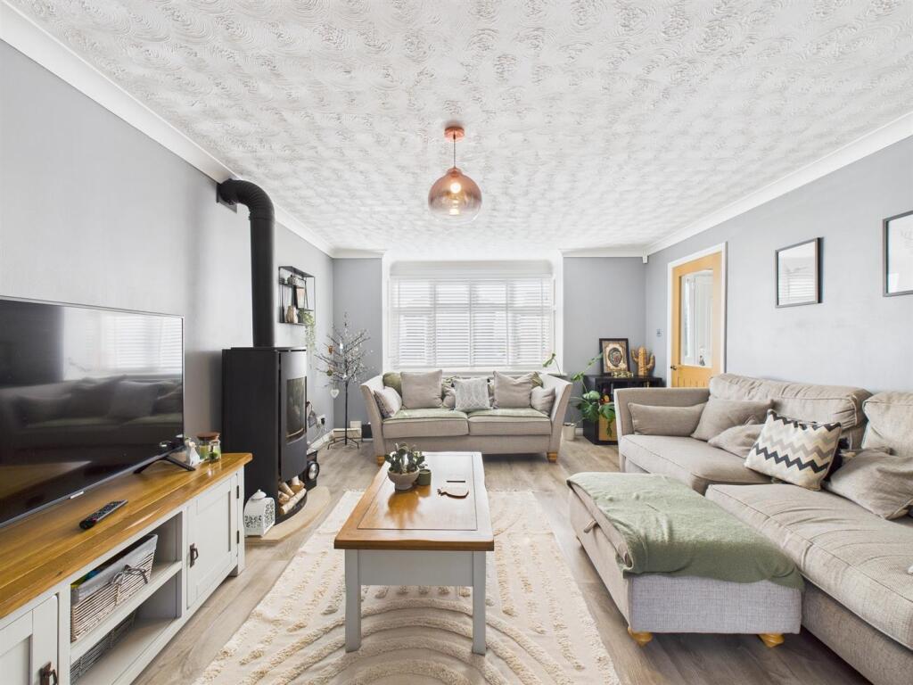 Spacious Lounge Area