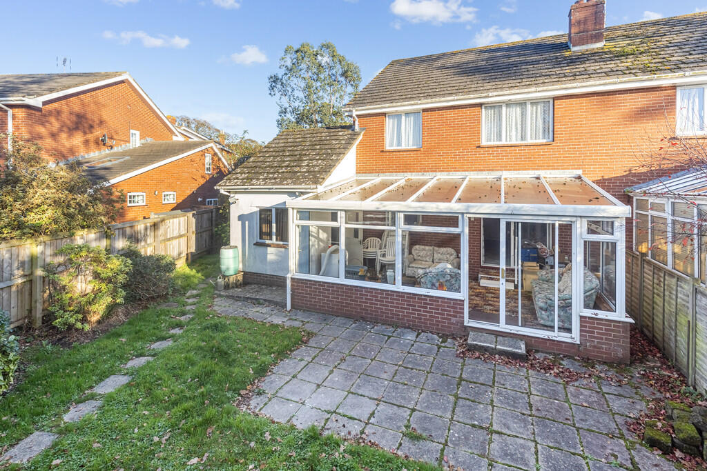 A04 - 2 The Paddo...