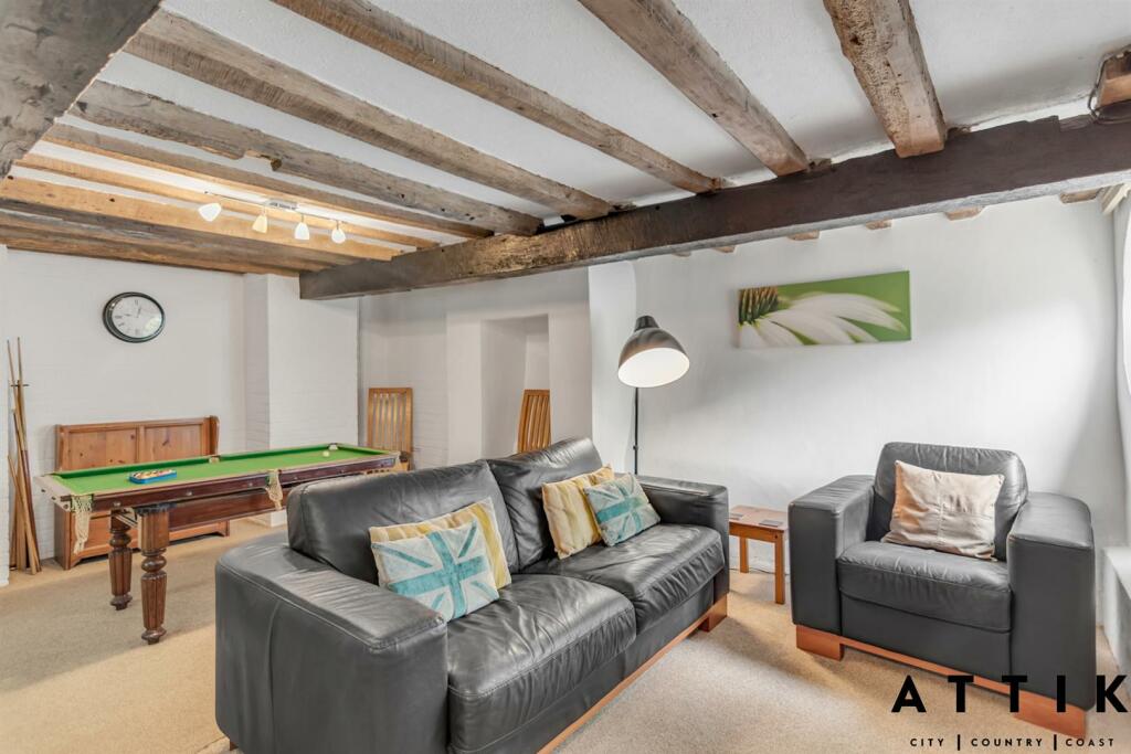 152 Chediston Street, Halesworth IP19 8BD (33).jpg