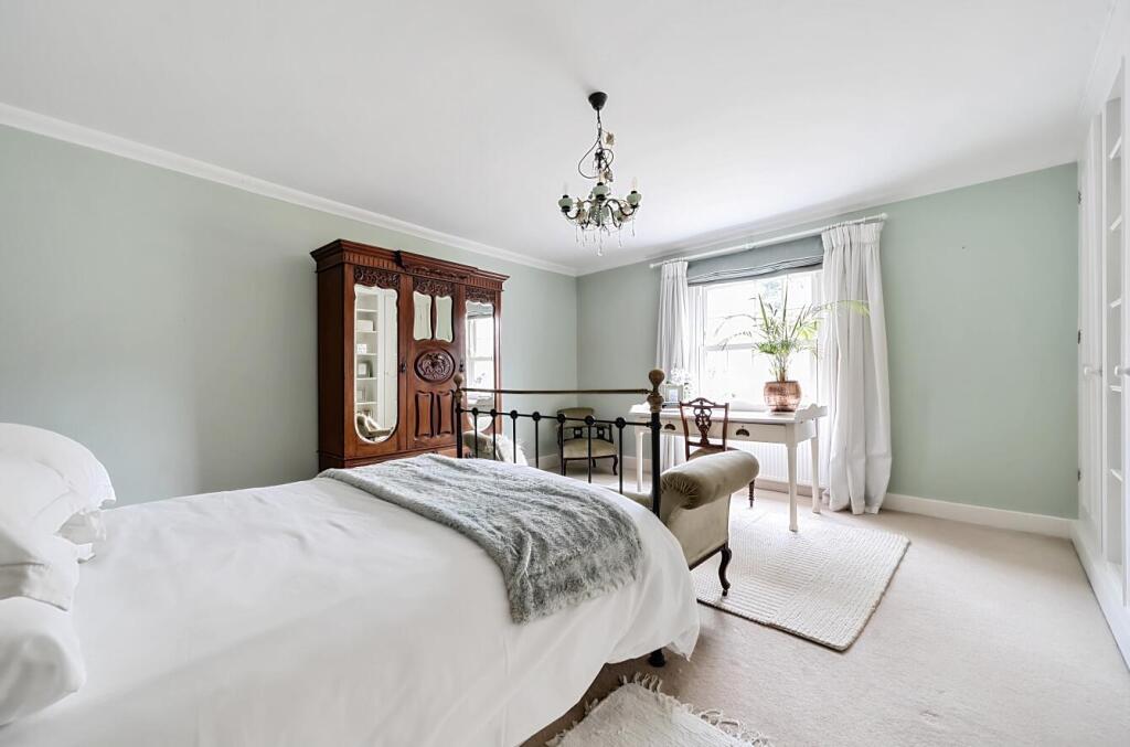 15 Lutterworth Road, Pailton