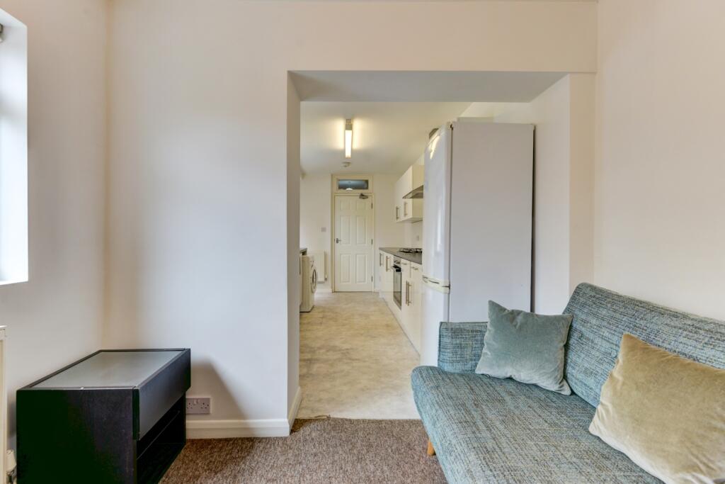 154 Springfield Road GF Lounge