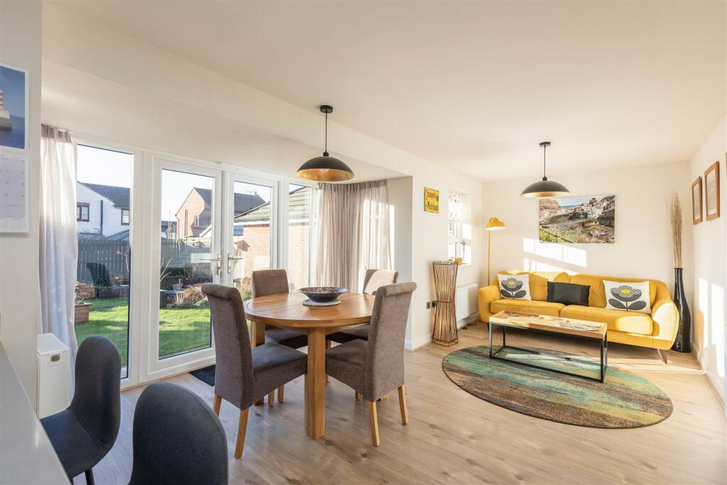 Derwent Road 85 Kitchen Dining Living Room-1.jpg