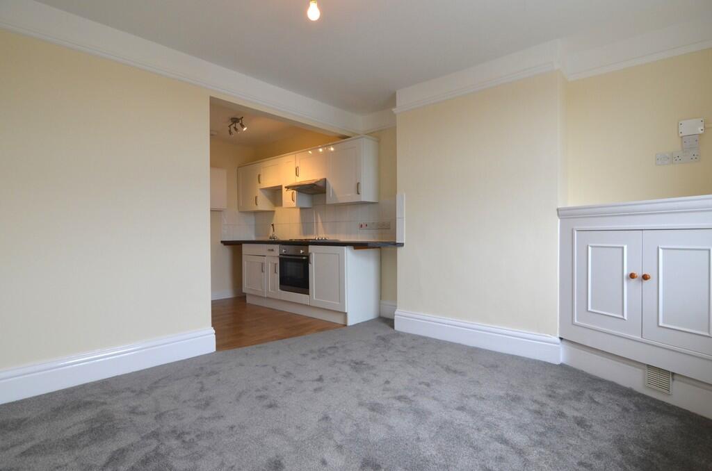 lounge kitchen