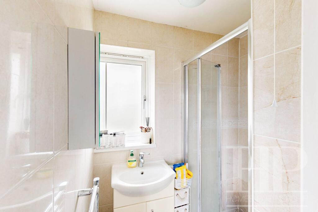 En-suite shower room