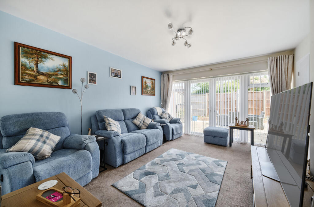 1295875-14-682c5d...