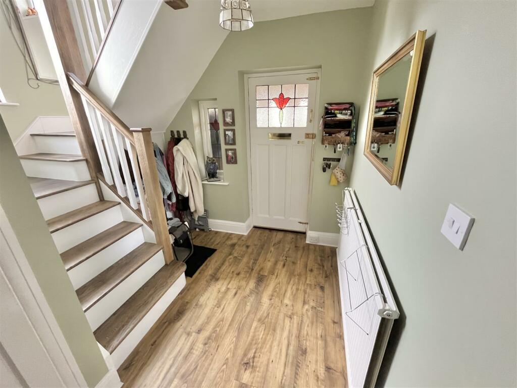 Entrance Hall Aspect 2