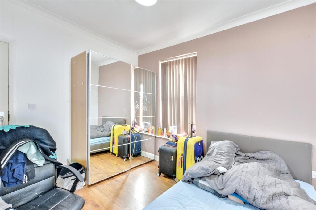 Bedroom 2_2.jpeg