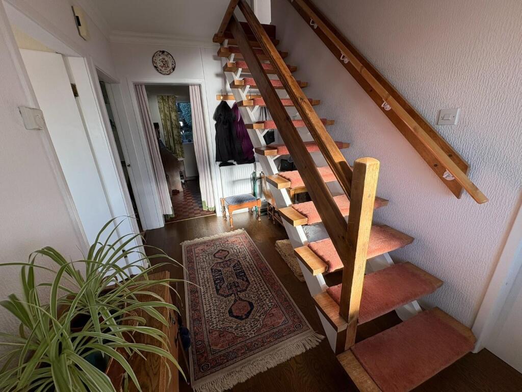 Entrance Hallway.JPEG