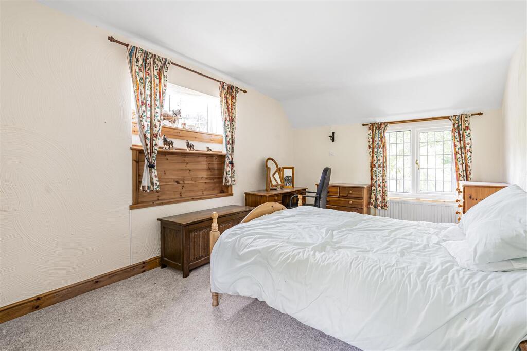 Vale Cottage, 4 Butchers Lane, Pattishall (41).JPG