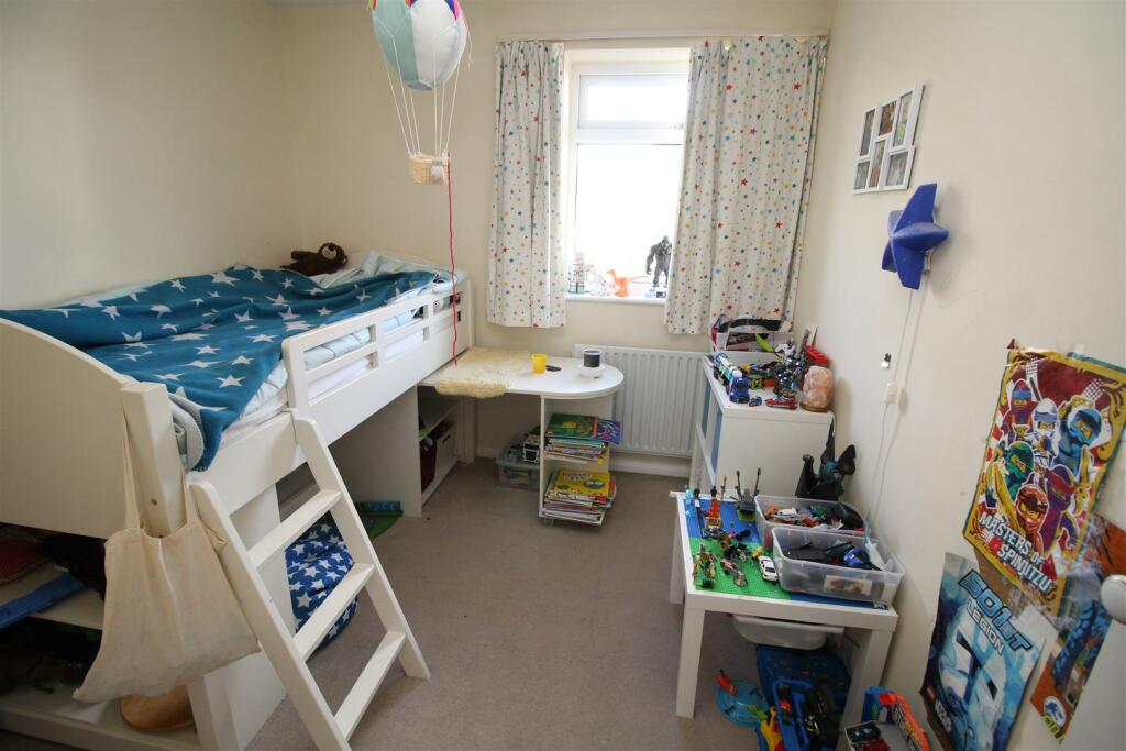 BEDROOM 3