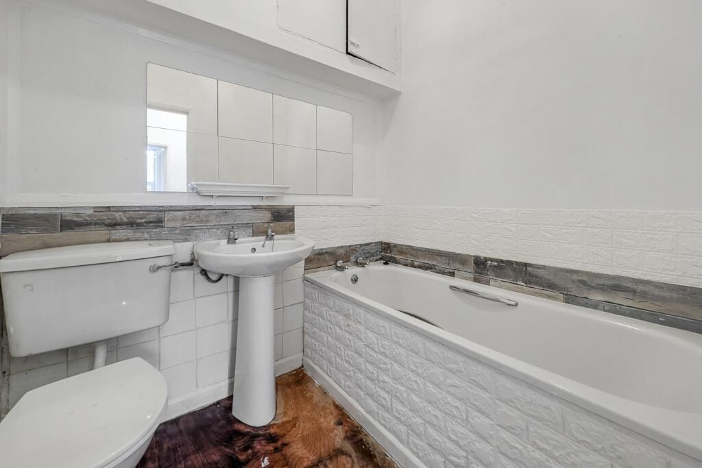 15 Marlborough Street North, South Shields, Tyne &amp; Wear, NE33 4DA