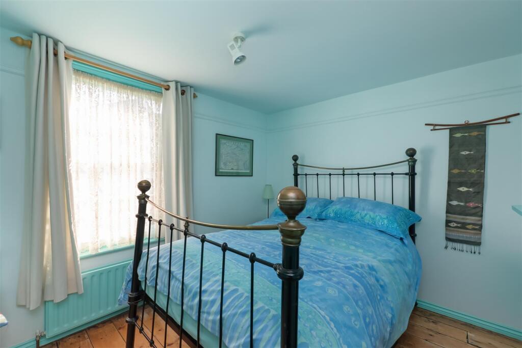 Sea Wall, Whitstable