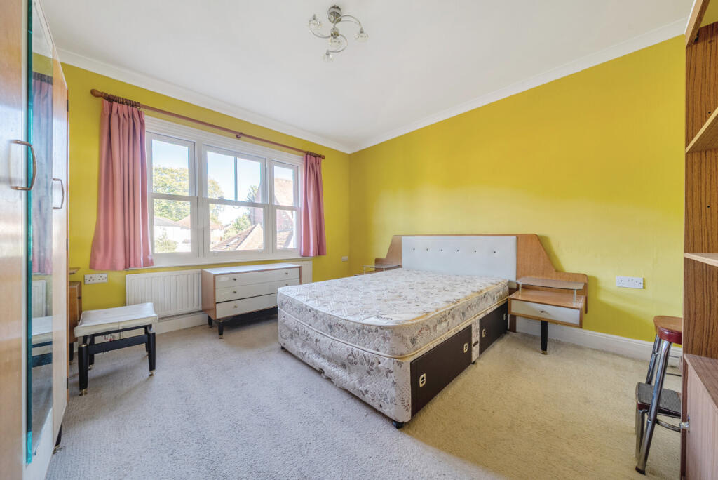 1349785-4-68c2f95...